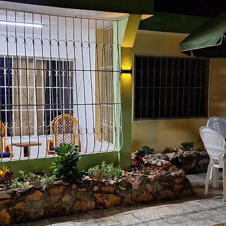Casa En Villa Marchena Azua Compostela de Azua Extérieur photo